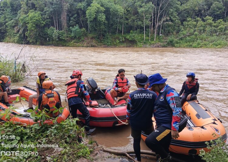 Lansia Hilang Saat Mandi di Sungai Enim 1 Lansia Hilang Saat Mandi di Sungai Enim